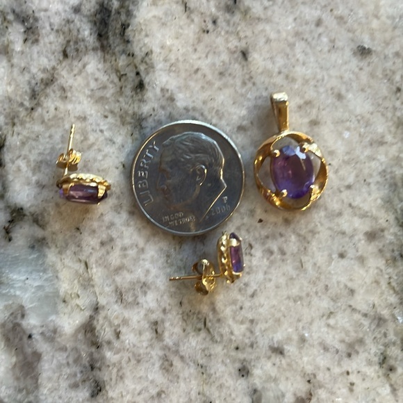 💜 Amethyst and gold earring and pendant set💜 - Picture 3 of 3